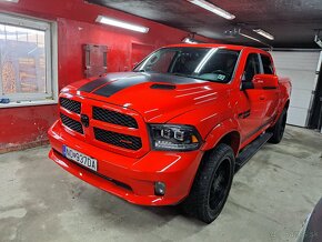 dodge ram 1500 sport 5.7 hemi - 5