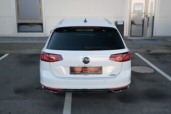 Volkswagen Passat Variant 2.0 TDI Elegance 4Motion DSG - 5