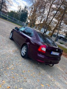 Skoda octavia 1.9 TDI 77 KW 2011 - 5