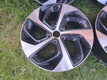 19" Hyundai Tucson - 5