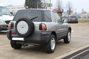 Toyota RAV4 RAV 4 / 2,0 benzín 94kW - 5