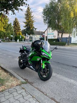 Kawasaki Z1000SX - 5