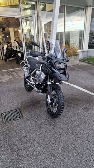 Predám BMW R1250GS ADVENTURE triple black 2024 3000KM - 5