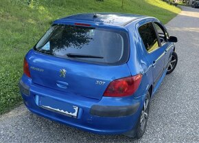 Peugeot 307 1.4 - 5