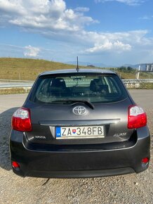 Toyota auris 1.6 valvematic 2012 - 5