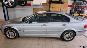 BMW 320 E46 - 5