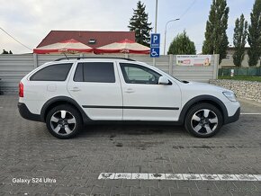 Škoda Octavia Scout - 5