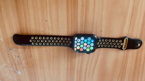 Apple Watch 7 so zafírovým sklom - 5