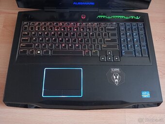 predám 17" notebook Dell Alienware M17x - 5