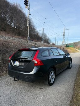 Volvo V60 2.0 D3 100kw 5-válec,Bi-xenon,Ťažné,Manuál-6, - 5