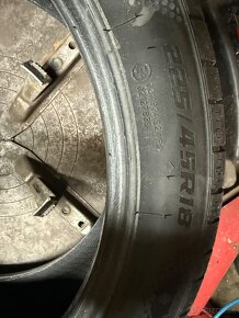 225/45r18 zimne Pneu APlus A702 - 5