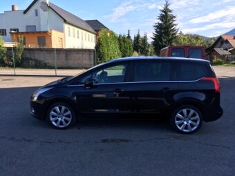 Peugeot 5008 - 5