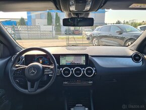 MERCEDES-BENZ GLA 200 D A/T - 5