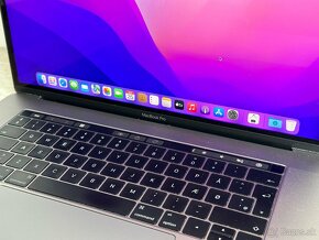 Apple MacBook Pro (Retina, 15", 2016) 1TB, i7 - 5