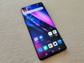 Oneplus 8 Pro.  8gb+3gb/128gb.  Šedá metalíza. - 5