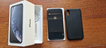 Predám Apple iPhone Xr black 64Gb - 5