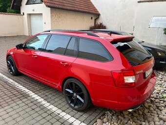 Škoda Octavia Combi 2.0 TDI DPF RS DSG - 5