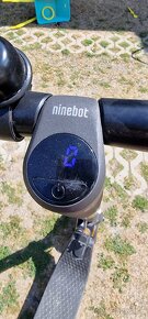 Predám kolobežka Ninebot kickScooter E22 by Segway - 5