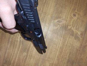 Cz shadow 2 SA - 5