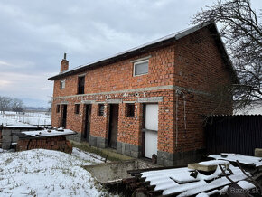 Ponúkame na predaj rodinný dom v obci Nízky Kručov s rozloho - 5