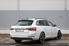 Škoda Superb Combi 2.0 TSI Sportline 4x4 DSG - 5