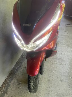 Honda PCX - 5