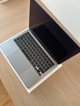 Apple MacBook Air 13" M2 256GB 2022 Vesmírne sivý - 5