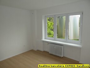 RK EXPRES - predaj 3 izbový tehlový byt v Handlovej, ul.29.a - 5