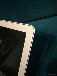 Apple MacBook Air Early 2015 - 5