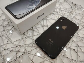 iPhone XR - 64GB - 5