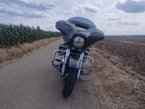 Harley Davidson FLHX Street Glide - 5