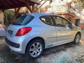 PEUGEOT 207 1.6 HDI NAJ.96700 KM ROK VÝROBY 2006 - 5