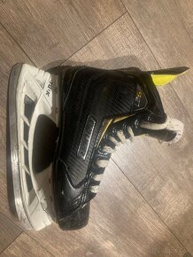 Bauer Supreme S27 - 5