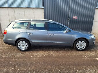 VW Passat B6 Variant 2.0 TDi Sportline - 5