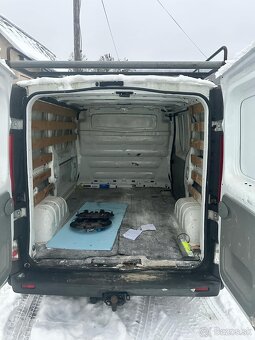 Predam Opel Vivaro 2,0 diesel - 5