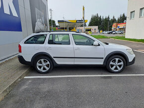 2012 Škoda Octavia Scout 4x4 2.0 TDI + WEBASTO - 5