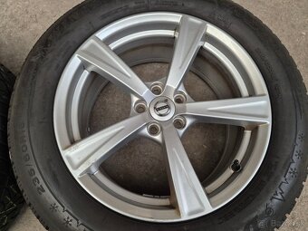 VOLVO 5x108 r18 ET42,5 x 8J + pneu 235/60 r18 DUNLOP - 5