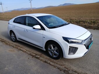 Predám Hyundai IONIQ electric+, premium 40kWh batéria - 5