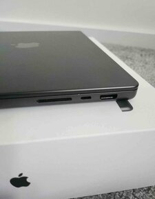 Macbook M3 Pro 14 - 5