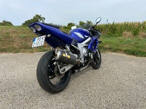 Yamaha R6 - 5