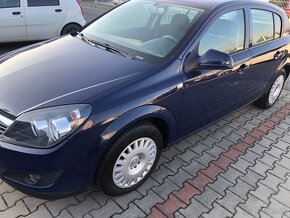 Opel astra 1.6 Benzin 2012 - 5