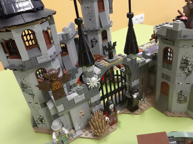 LEGO 9468, 9463 - séria Castle - Vampírsky hrad + Vlkolak - 5