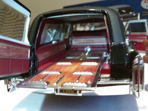 Predam Cadillac Landau Hearse 1966 1:18 - 5