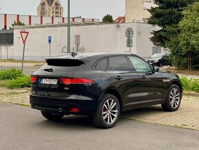 Jaguar F-Pace 3.0 - 5