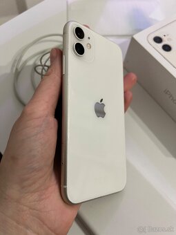 iPhone 11 64GB white - 5