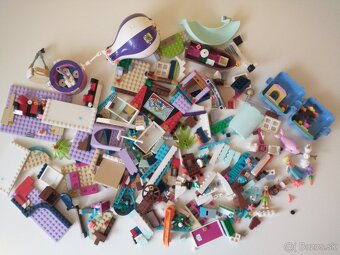 Ponúkam rôzne staršie LEGO Friends diely. - 5