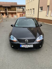 Volkswagen Golf 5 - 5