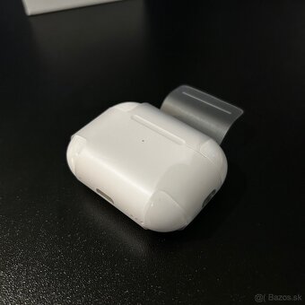 Airpods Pro Gen 2 (USB-C) - 5