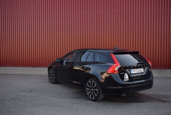 Volvo V60 D2 2.0L, SERVISOVANE VO VOLVE,SERV. KNIŽKA, 115 kw - 5