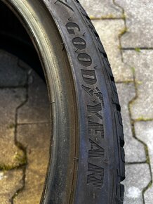 245/35R20 Good Year zimne - 5